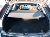  Volvo  XC60 VOLVO  / 2017 / 5P / todoterreno 2.0 B4 D Momentum Auto #8