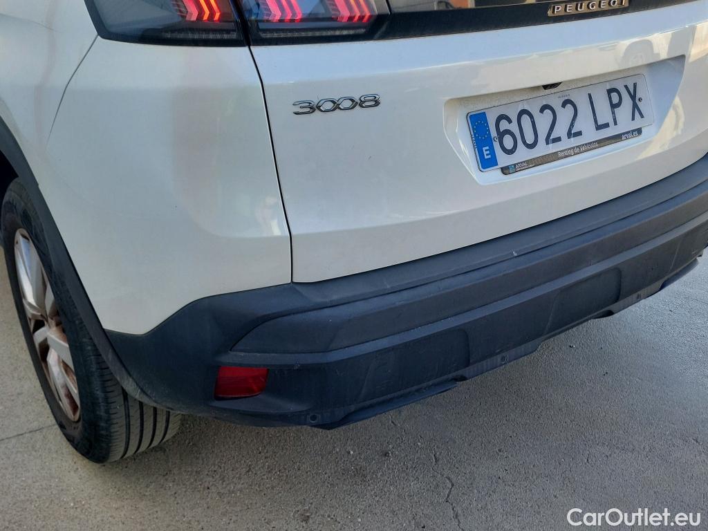  Peugeot  3008 PEUGEOT  / 2020 / 5P / todoterreno 1.2 PureTech 96KW S&S Active Pack EAT8 #11