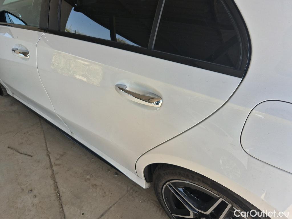  Mercedes  A-Klasse MERCEDES-BENZ Clase A / 2018 / 5P / berlina con portón A 180 d #16