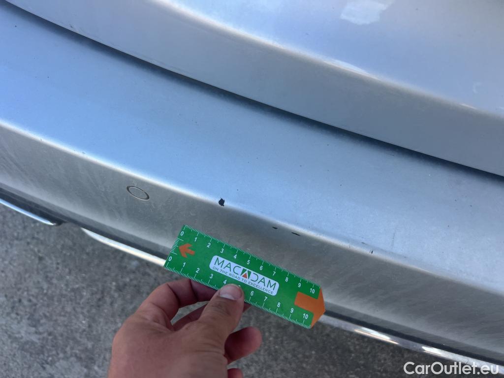  Mercedes  A-Klasse MERCEDES-BENZ Clase A / 2018 / 4P / sedán Sedán A 250 e #15