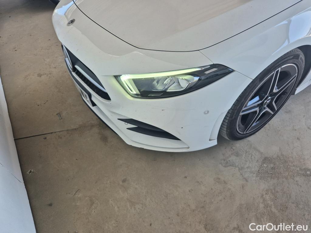  Mercedes  A-Klasse MERCEDES-BENZ Clase A / 2018 / 5P / berlina con portón A 180 d #9