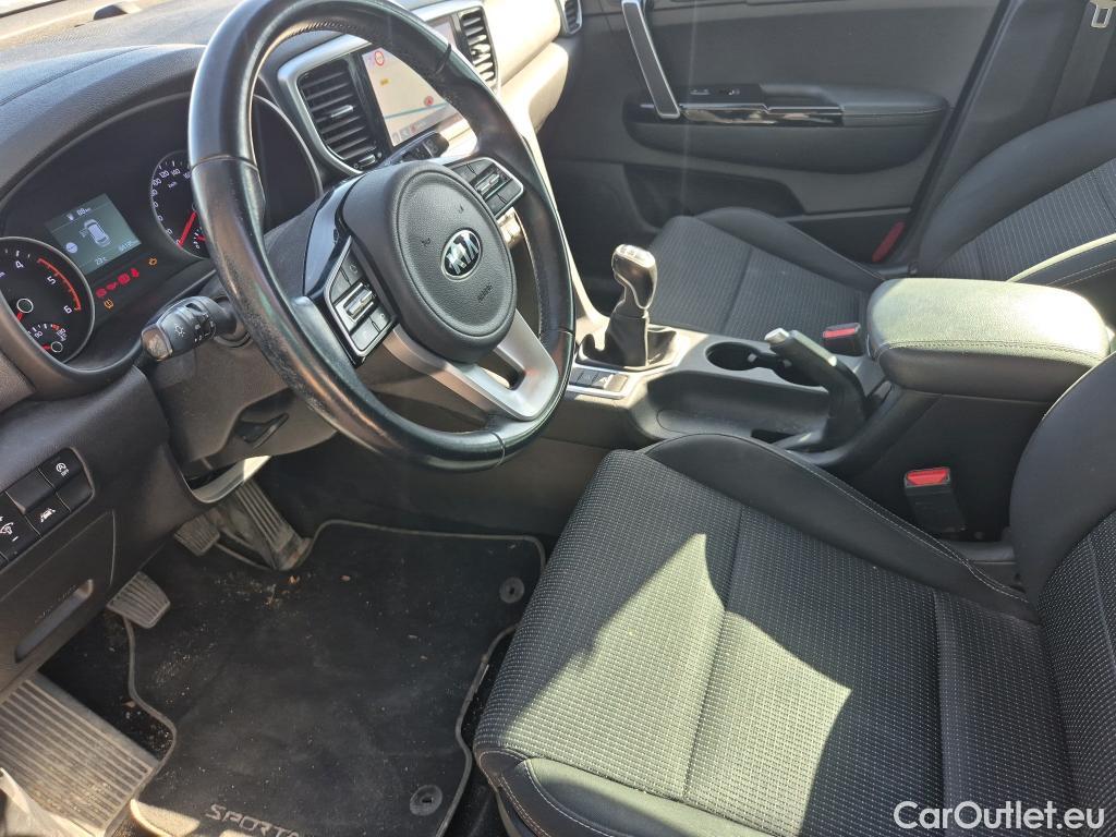  KIA  Sportage KIA  1.6MHEV Drive 100kW(136CV) 4x2(Crist Tintados)(CX) #34