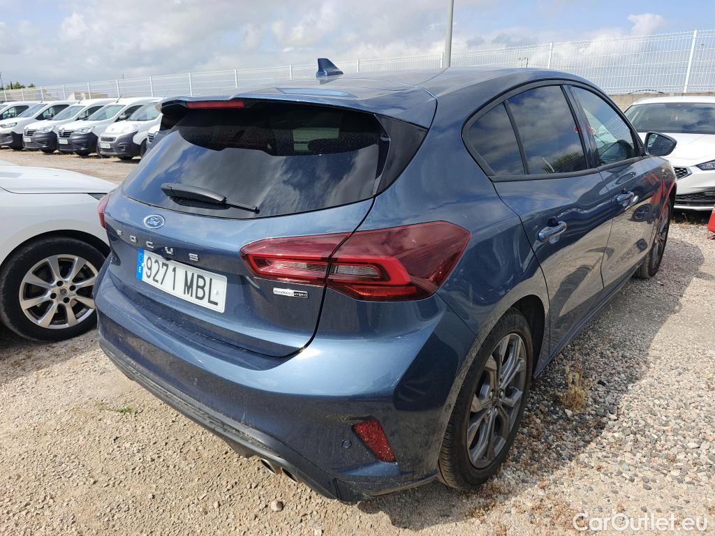  Ford  Focus FORD  / 2018 / 5P / berlina con portón 1.0 Ecoboost MHEV 92kW ST-Line Style SIP (AC3) #17