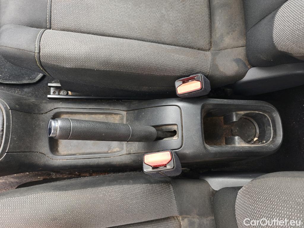  Citroen  C3 CITROEN  / 2016 / 5P / berlina comercial BlueHDi 73KW (100CV) S&S Comercial #30