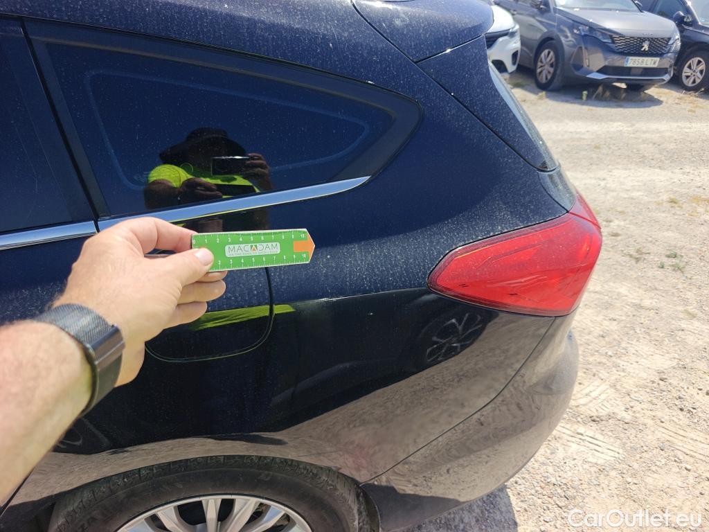 Ford  Focus FORD  / 2018 / 5P / familiar 1.5 Ecoblue 88kW Titanium SB #10