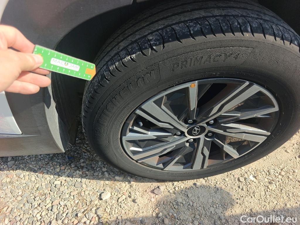  Hyundai  Tucson HYUNDAI  / 5P /1.6 CRDI 136 CV 48V Maxx DCT #4