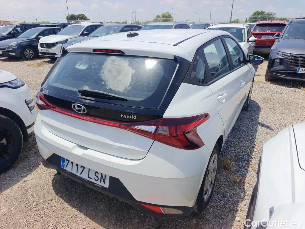  Hyundai  i20 HYUNDAI  / 2020 / 5P / berlina con portón 1.0 TGDI 74kW (100CV) 48V Essence #13
