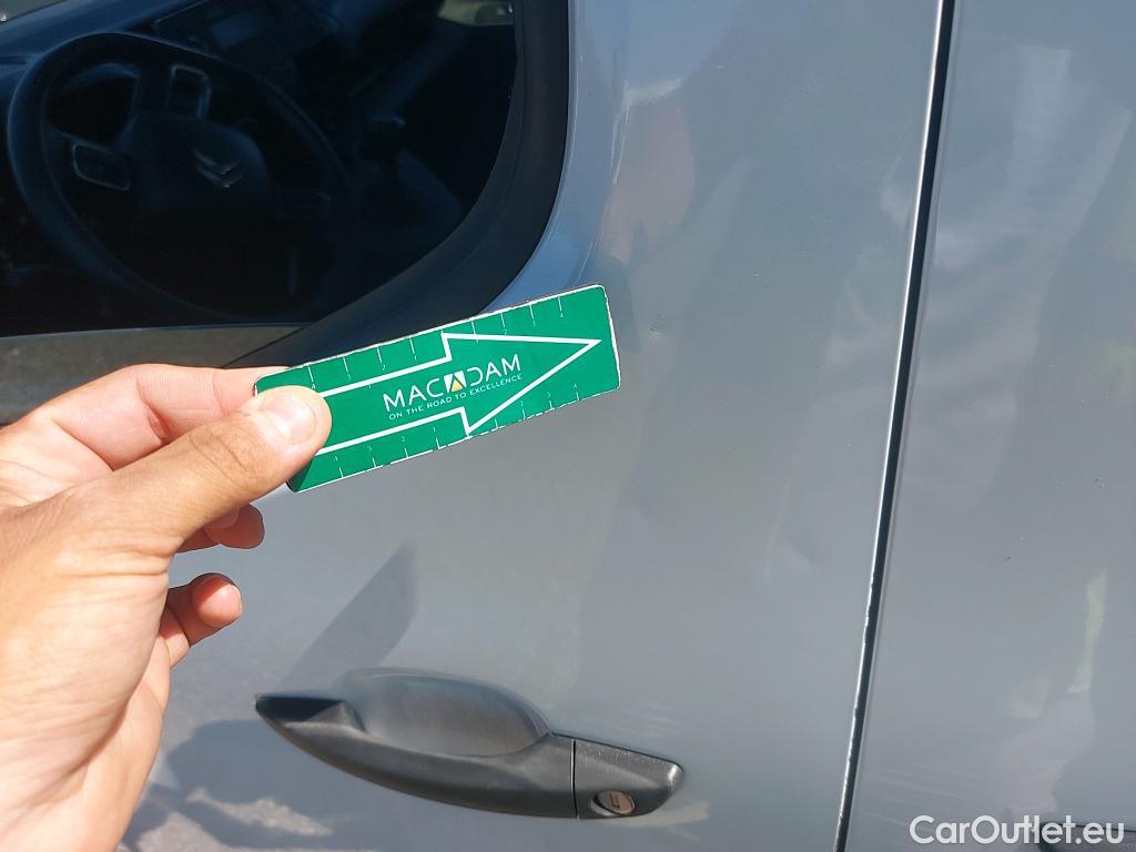  Citroen  Berlingo CITROEN  / 2018 / 4P / combi Talla M BlueHDi 100 S&S LIVE PACK BUSINE #12