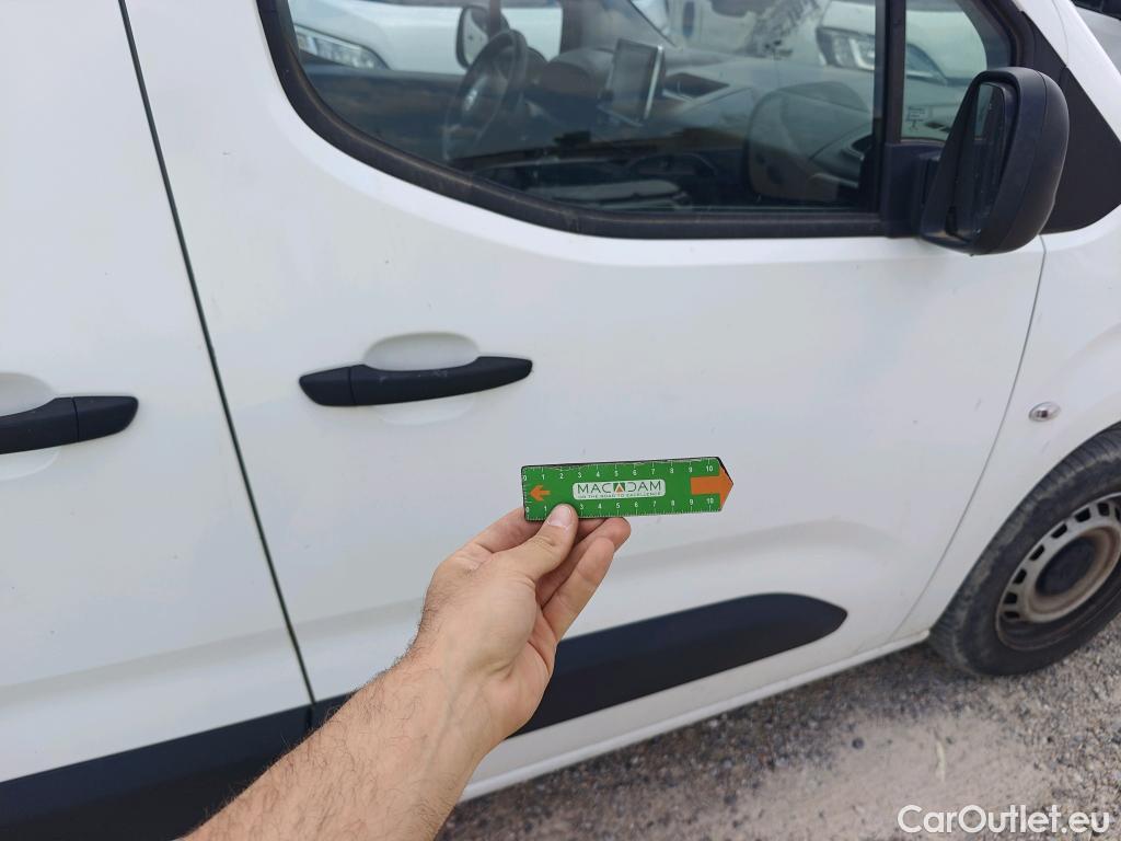  Citroen  Berlingo CITROEN  / 2018 / 4P / furgón derivado de turismo Talla M BlueHDi 100 CLUB #58