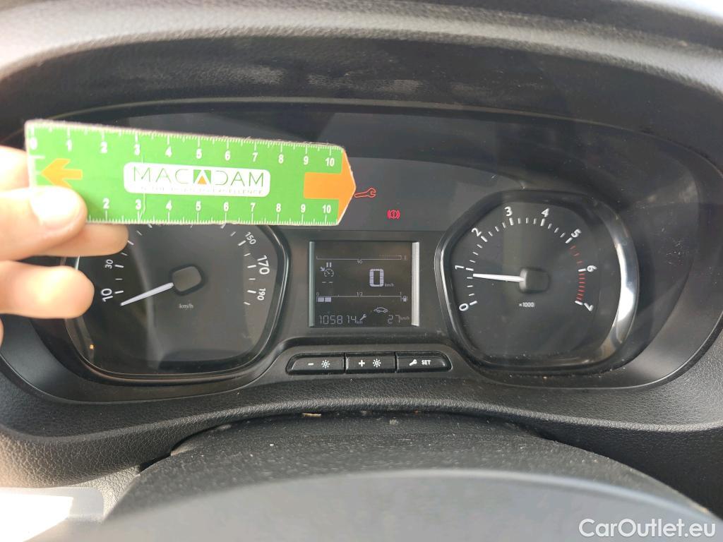  Citroen  Jumpy CITROEN  / 2016 / 4P / furgón Furgón Talla M BlueHDi 100 S&S 6v #83