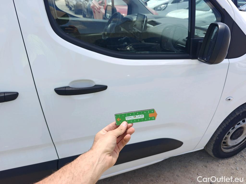  Citroen  Berlingo CITROEN  / 2018 / 4P / furgón derivado de turismo Talla M BlueHDi 100 CLUB #46