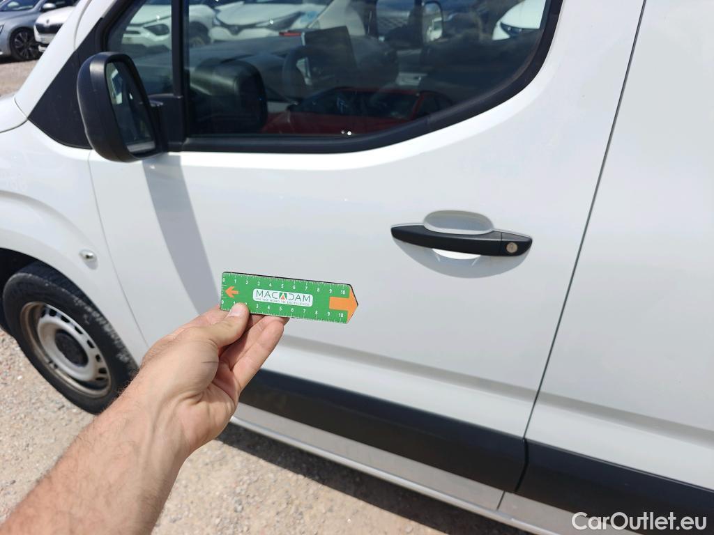  Citroen  Berlingo CITROEN  / 2018 / 4P / furgón derivado de turismo Talla M BlueHDi 100 CLUB #57