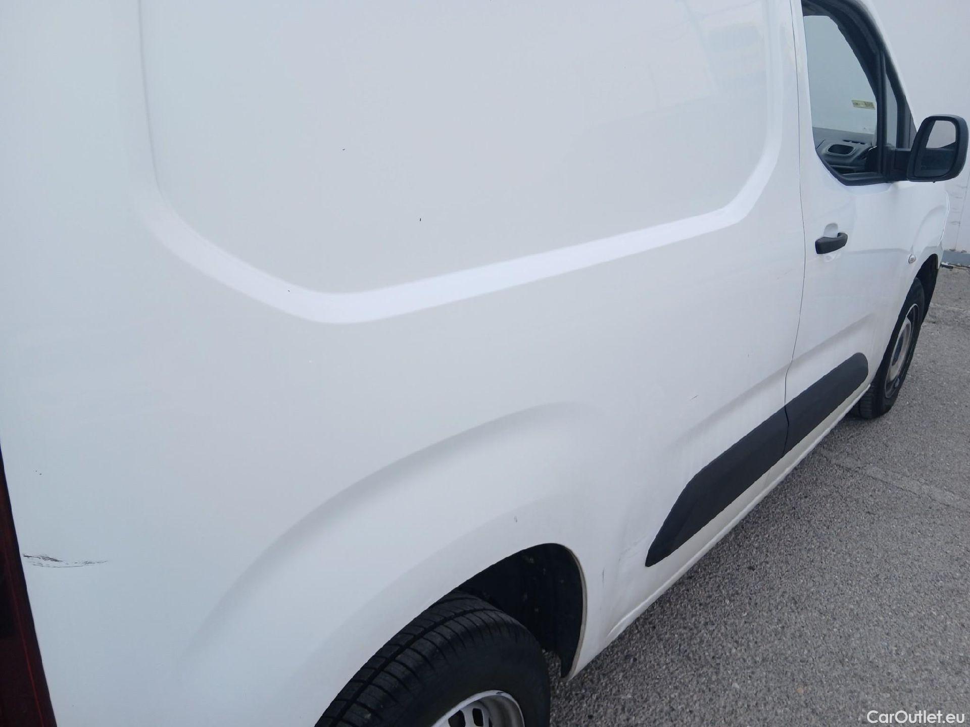  Citroen  Berlingo CITROEN  / 2018 / 3P / furgón derivado de turismo Talla M BlueHDi 100 CONTROL #15