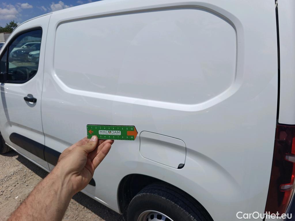  Citroen  Berlingo CITROEN  / 2018 / 4P / furgón derivado de turismo Talla M BlueHDi 100 CLUB #54