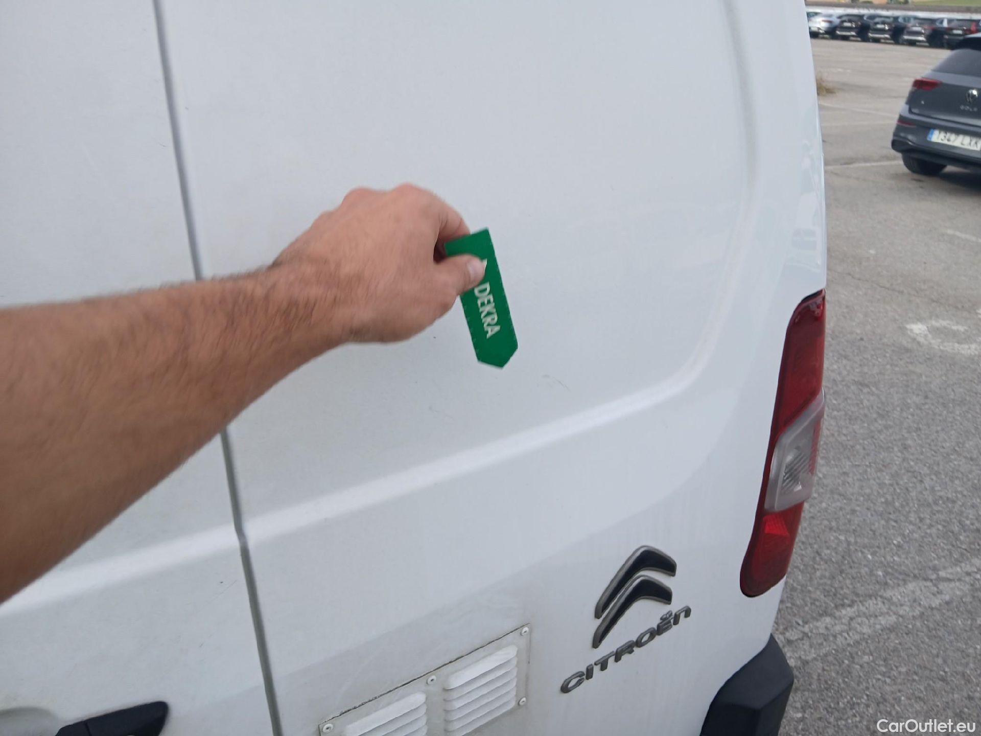  Citroen  Berlingo CITROEN  / 2018 / 3P / furgón derivado de turismo Talla M BlueHDi 100 CONTROL #14