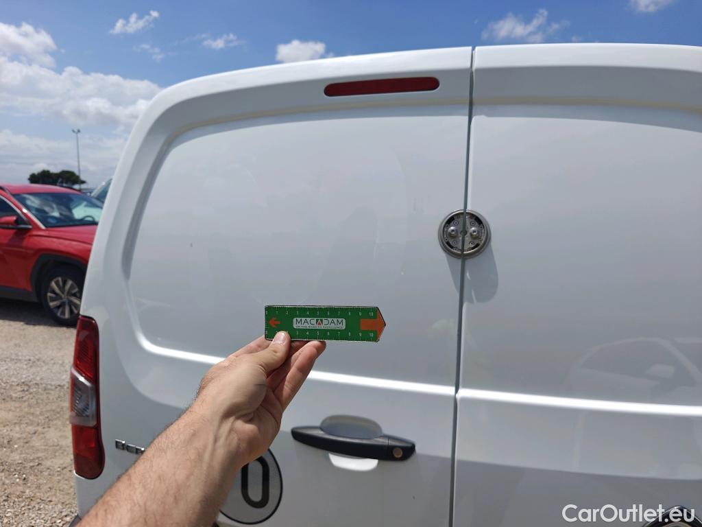  Citroen  Berlingo CITROEN  / 2018 / 4P / furgón derivado de turismo Talla M BlueHDi 100 CLUB #18