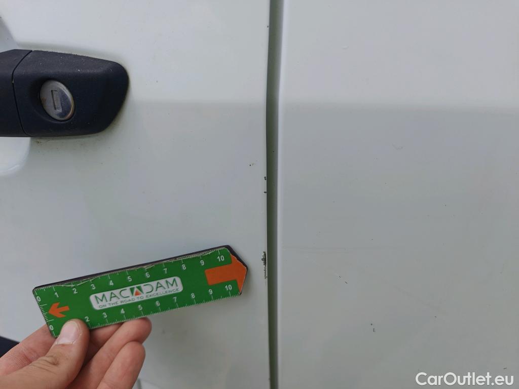  Citroen  Berlingo CITROEN  / 2018 / 4P / furgón derivado de turismo Talla M BlueHDi 100 CLUB #29
