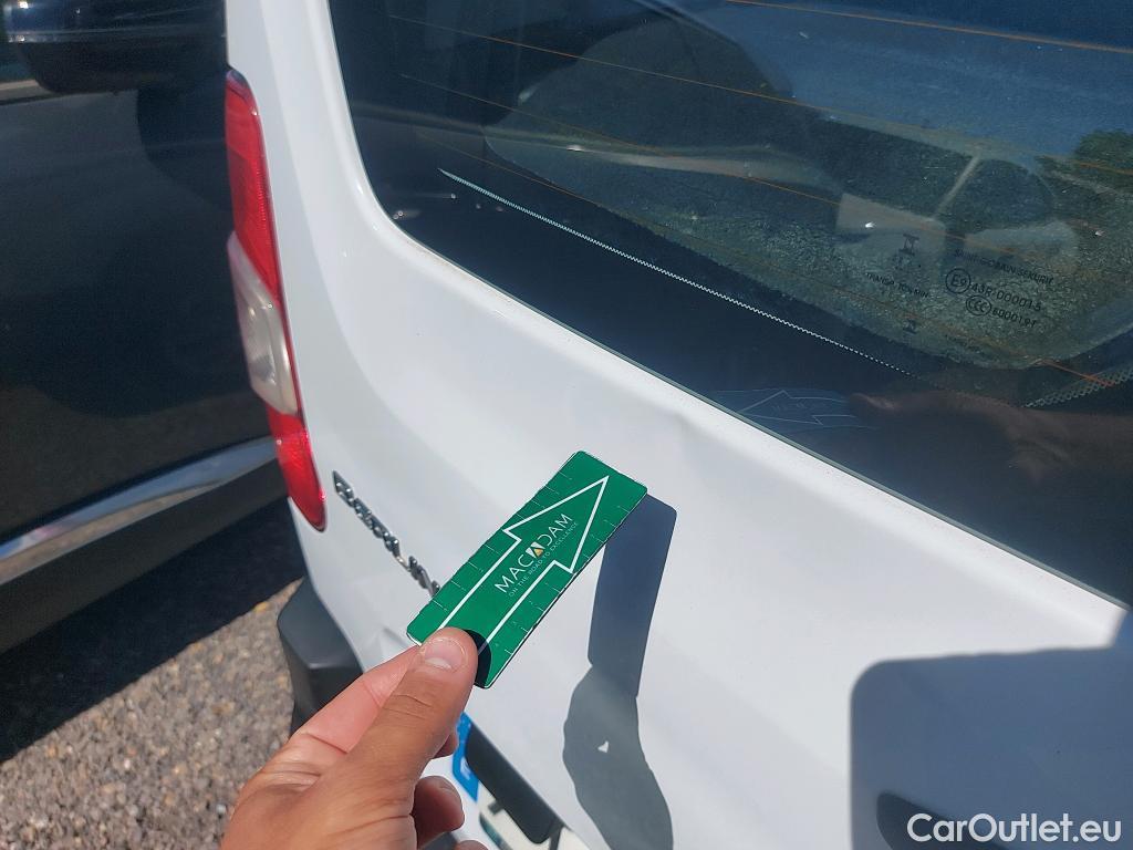  Citroen  Berlingo CITROEN  / 2018 / 4P / combi Talla M BlueHDi 100 S&S LIVE PACK BUSINE #41