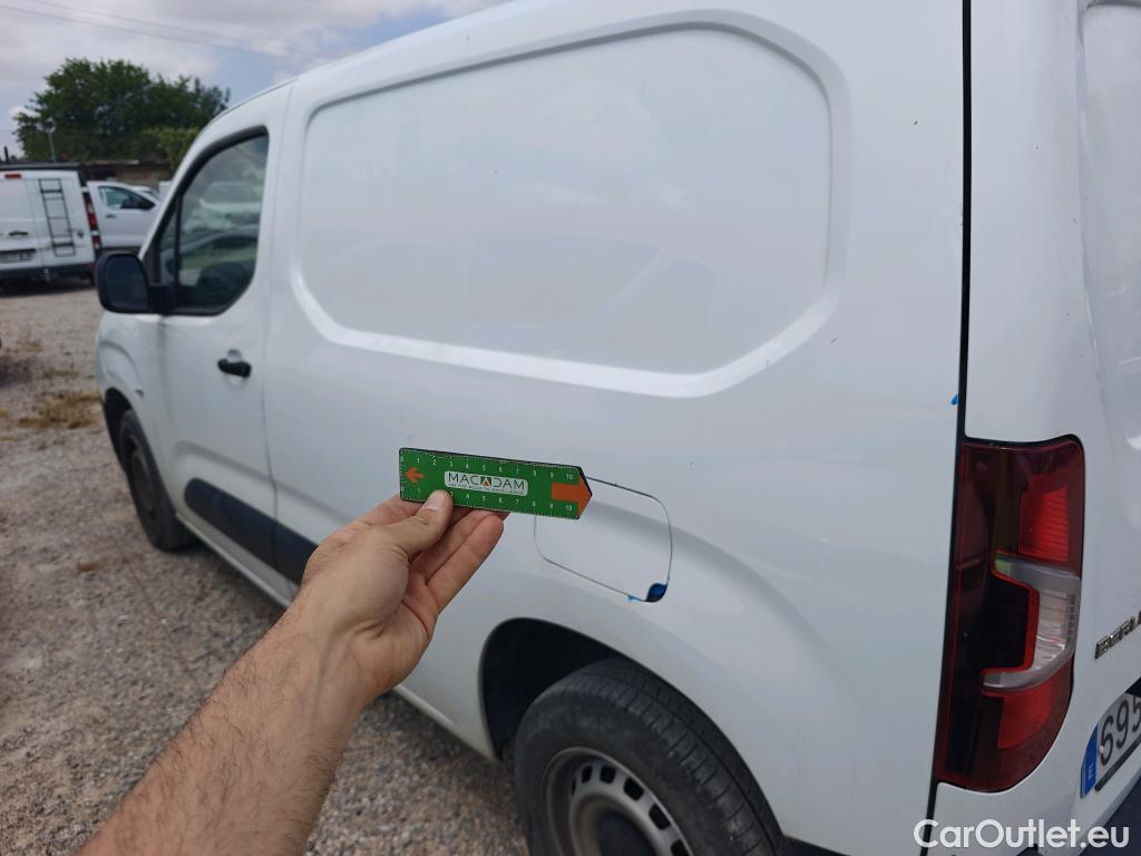  Citroen  Berlingo CITROEN  / 2018 / 4P / furgón derivado de turismo Talla M BlueHDi 100 CLUB #3