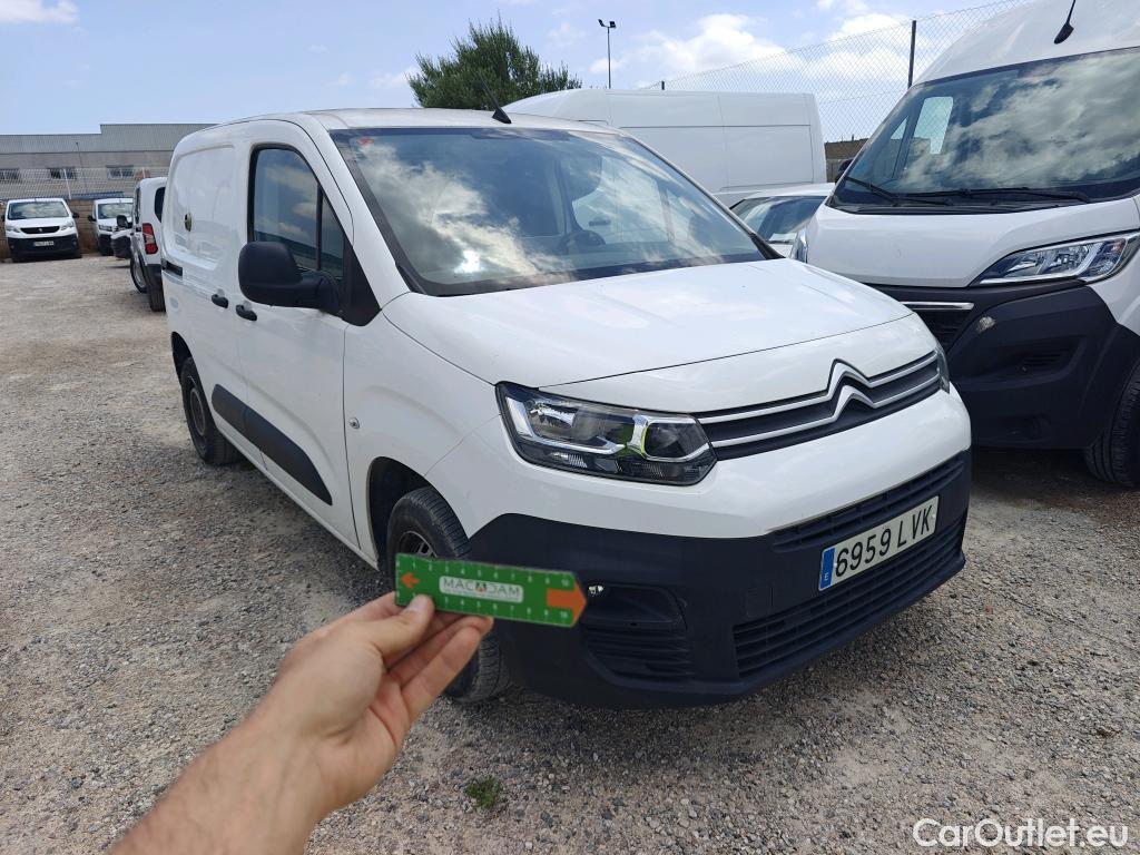  Citroen  Berlingo CITROEN  / 2018 / 4P / furgón derivado de turismo Talla M BlueHDi 100 CLUB #61