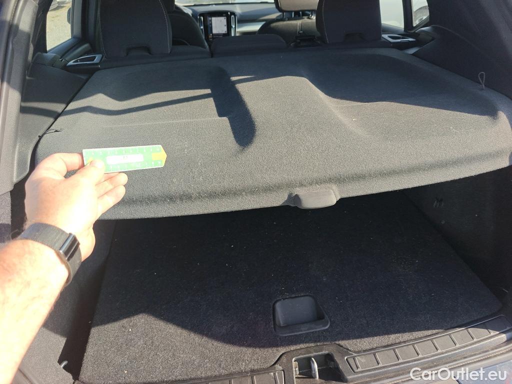  Volvo  XC 40 VOLVO XC40 / 2017 / 5P / todoterreno 1.5 T2 Momentum Pro Auto #7