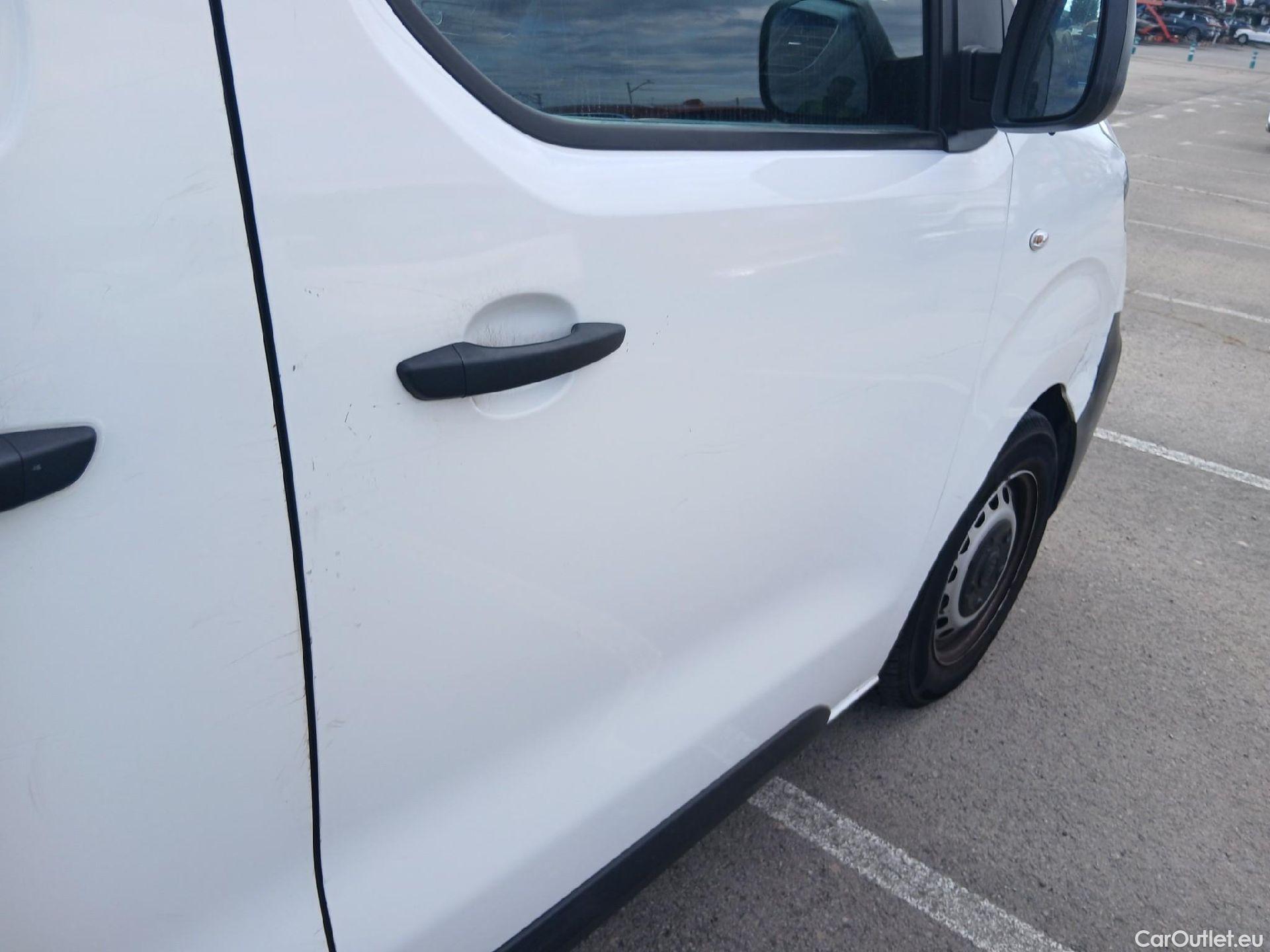  Fiat  Scudo FIAT  / 2021 / 4P / furgón Furgón L1 120cv MT6 Business #28