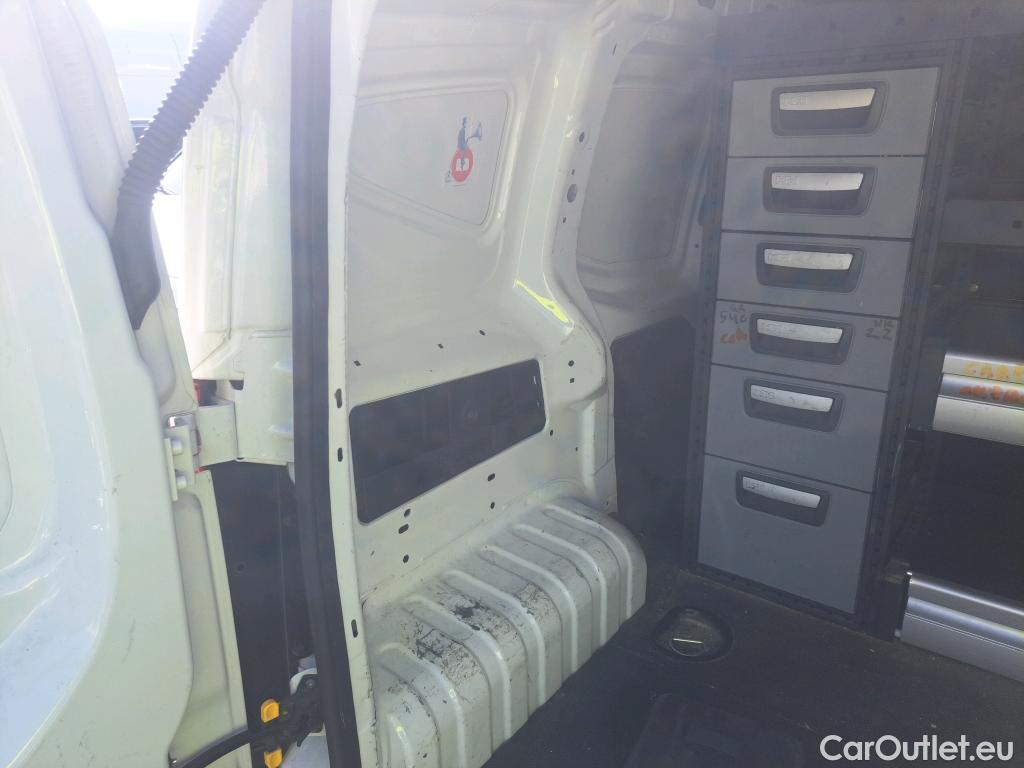  Fiat  Fiorino FIAT  / 2016 / 3P / furgón derivado de turismo Cargo Base 1.4 Natural Power 51kW (70CV) #51