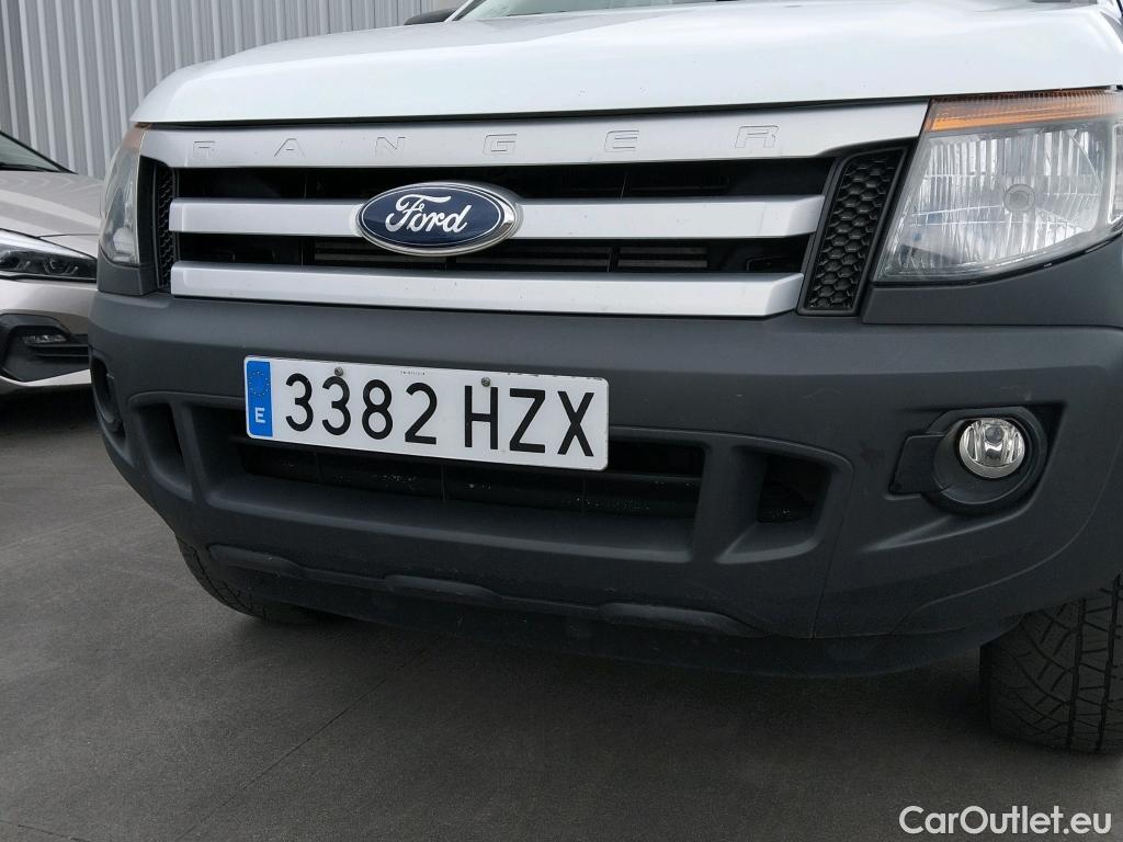  Ford  Ranger FORD  VU 4p 6G pickup 2.2 TDCi 150cv 4x4 Doble Cabina XL #25