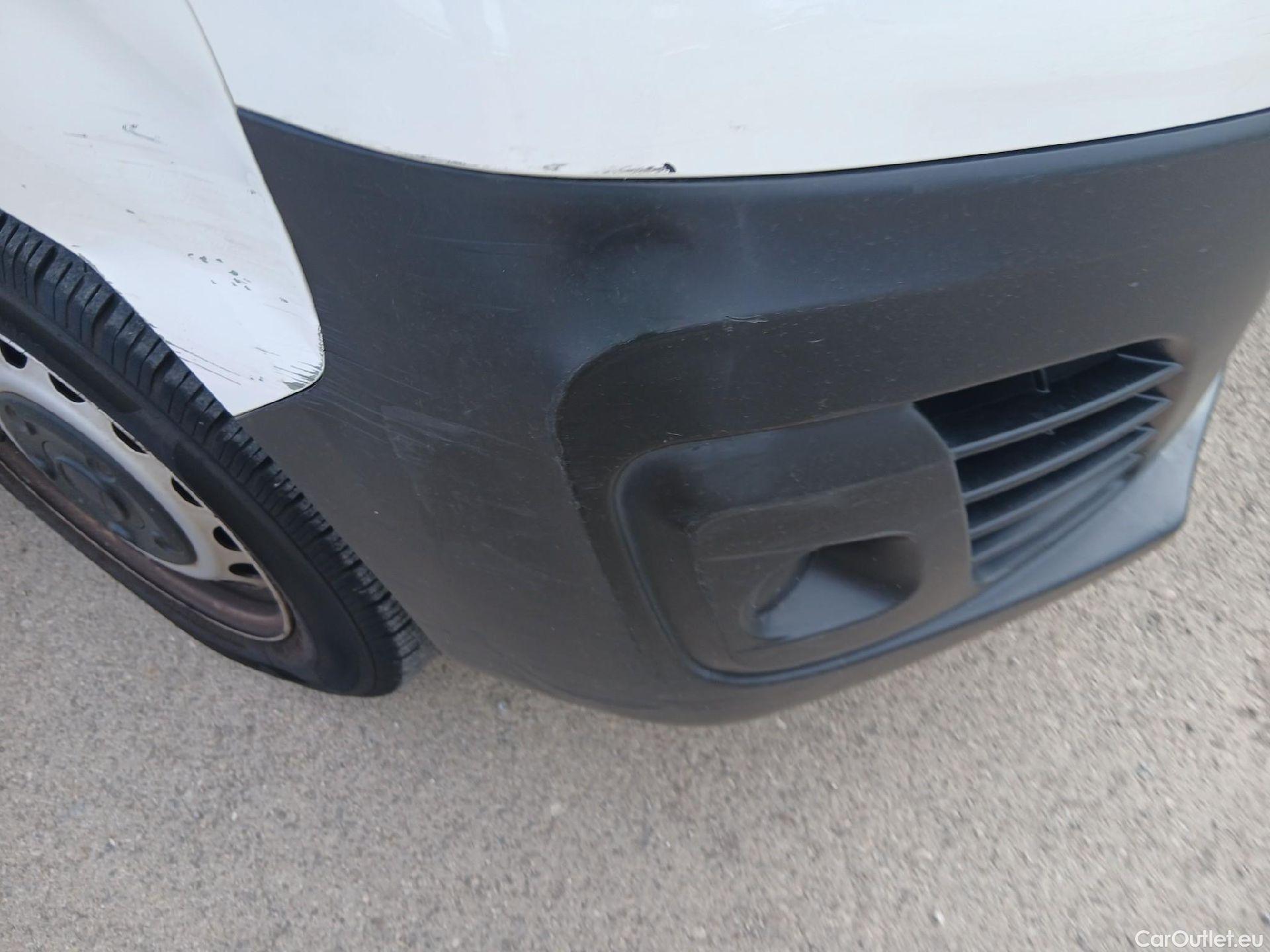  Fiat  Scudo FIAT  / 2021 / 4P / furgón Furgón L1 120cv MT6 Business #4
