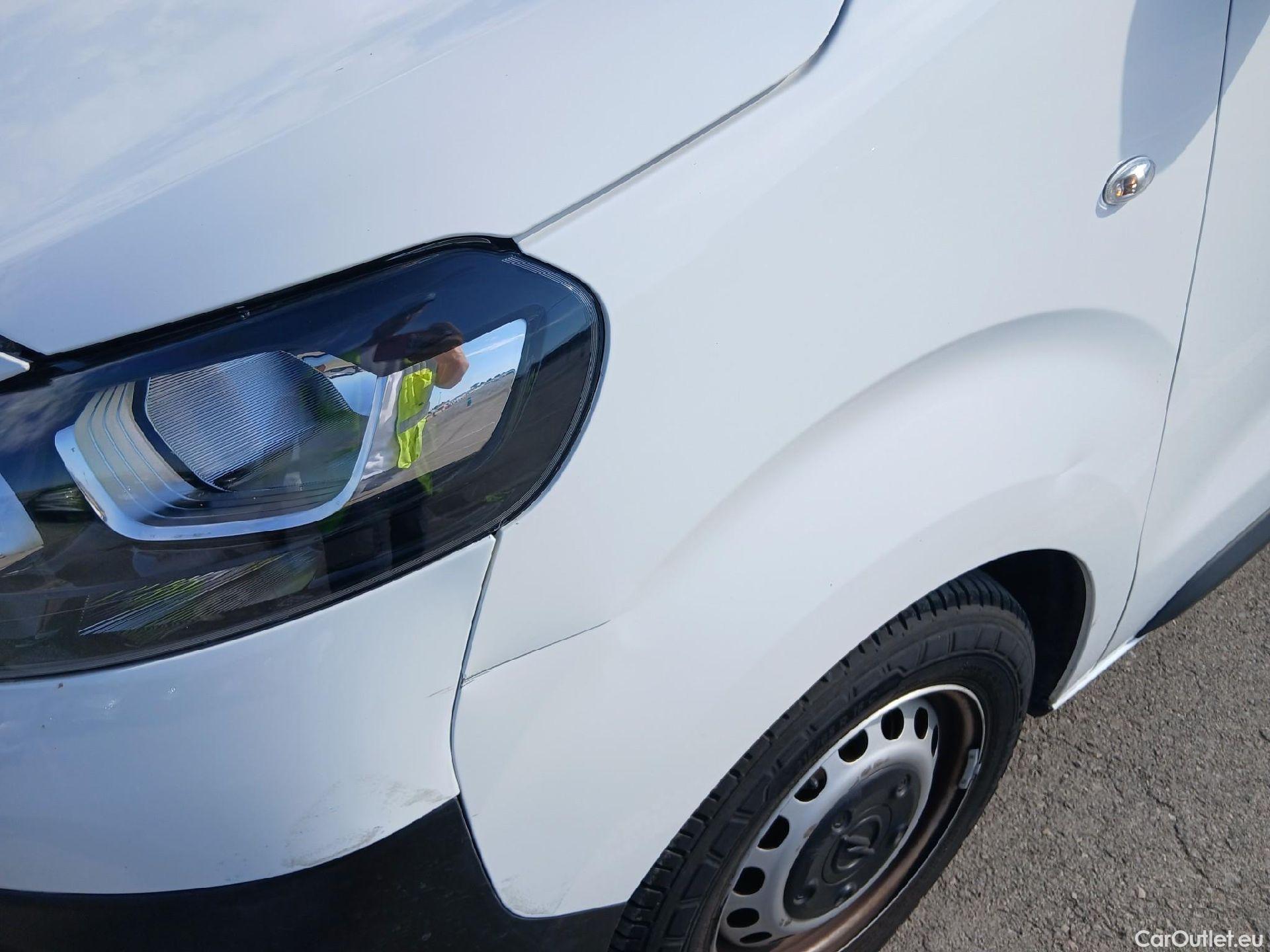  Opel  Vivaro OPEL  / 2019 / 4P / furgón 1.5 Diésel 88kW (120CV) M Std Select #7