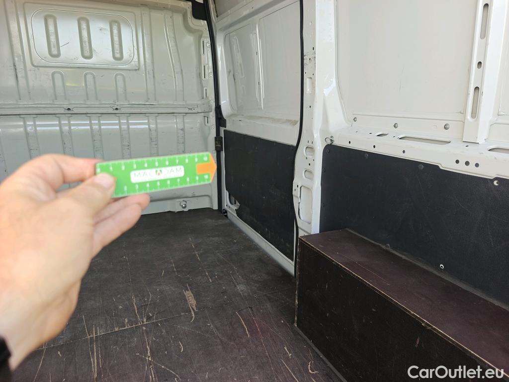  Opel  Movano OPEL  / 2021 / 4P / furgón  F2ML Furgón Base L2H2 3.5T 2.2 BlueHDi #40