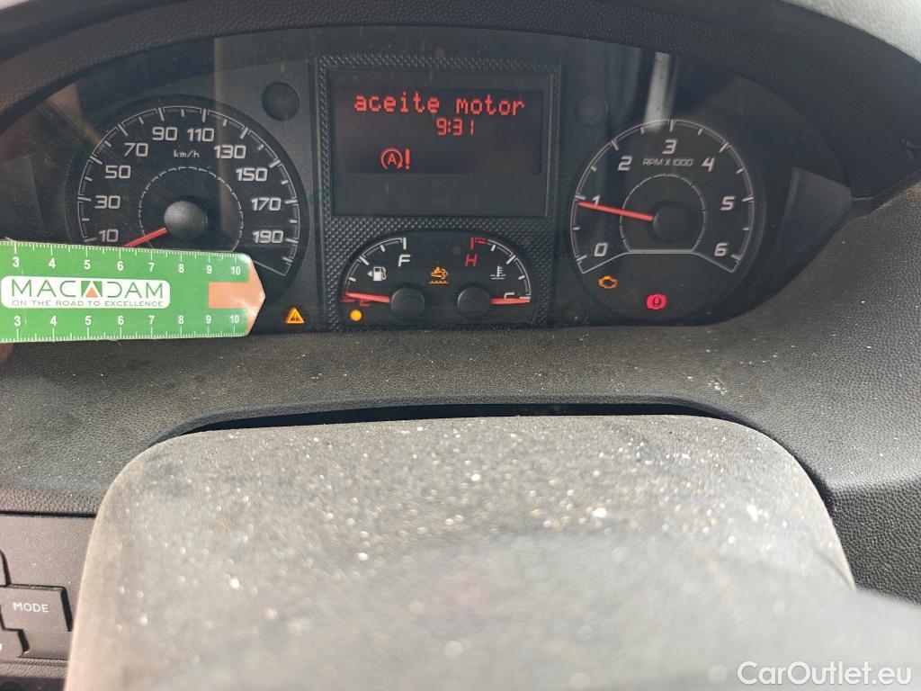  Peugeot  Boxer PEUGEOT  / 2014 / 4P / furgón Pack 335 L2 H2 BHDI 103kW (140CV) S&S #74