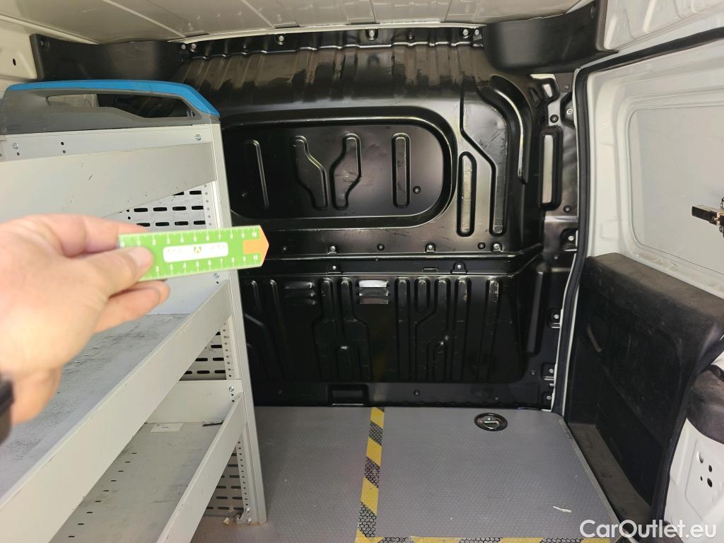  Opel  Combo OPEL  / 2012 / 3P / furgón derivado de turismo Cargo 1.3 CDTI 70kW (95CV) L1 H1 #17