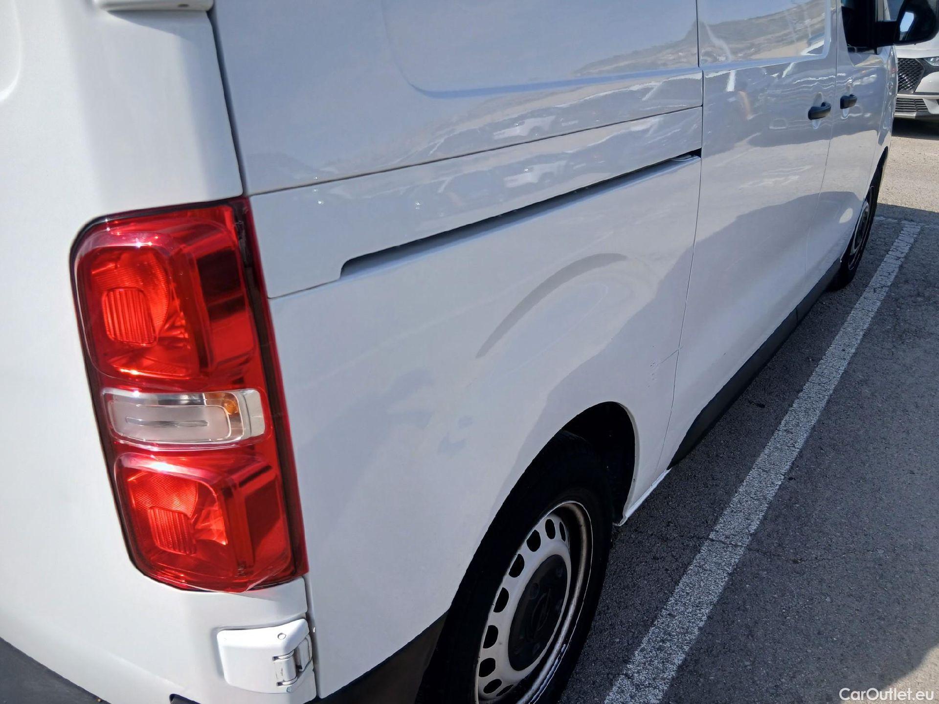  Opel  Vivaro OPEL  / 2019 / 4P / furgón 1.5 Diésel 88kW (120CV) M Std Select #20