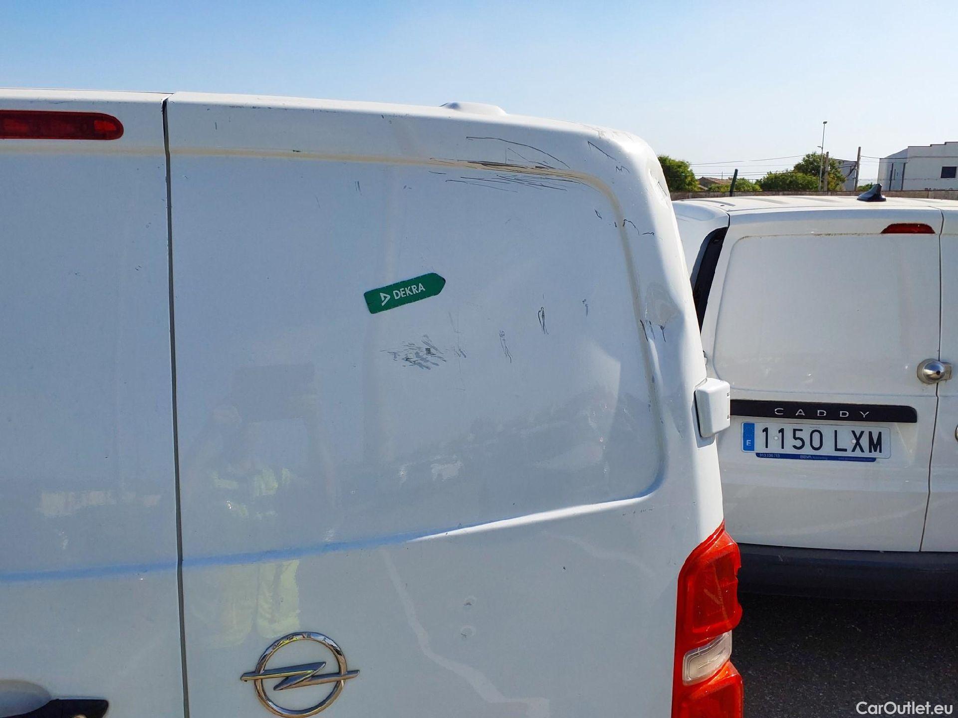  Opel  Vivaro OPEL  / 2019 / 4P / furgón 1.5 Diésel 74kW (100CV) M Std Express #16