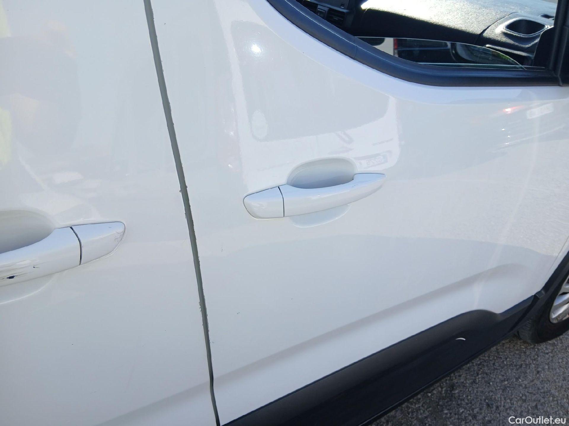  Peugeot  RIFTER PEUGEOT  / 2018 / 4P / combi Active Standard BlueHDi 73kW (IND) #32
