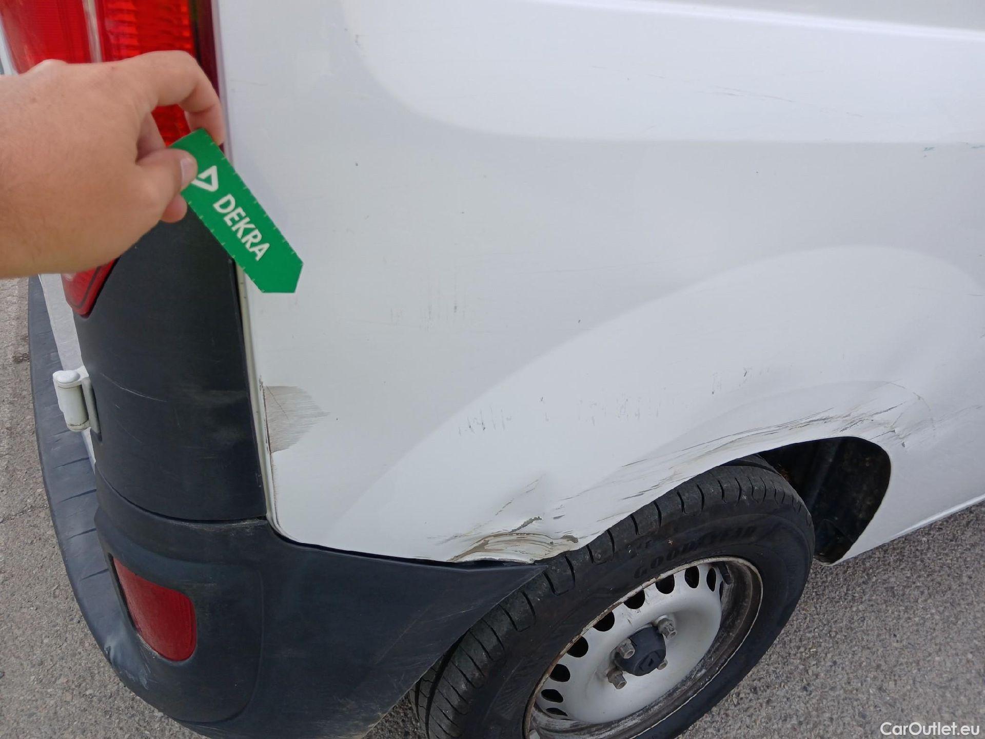  Renault  Kangoo RENAULT  FURGÓN VU 3p 2G furgón deriv Profesional 2014 dCi 75 Gen5 #109