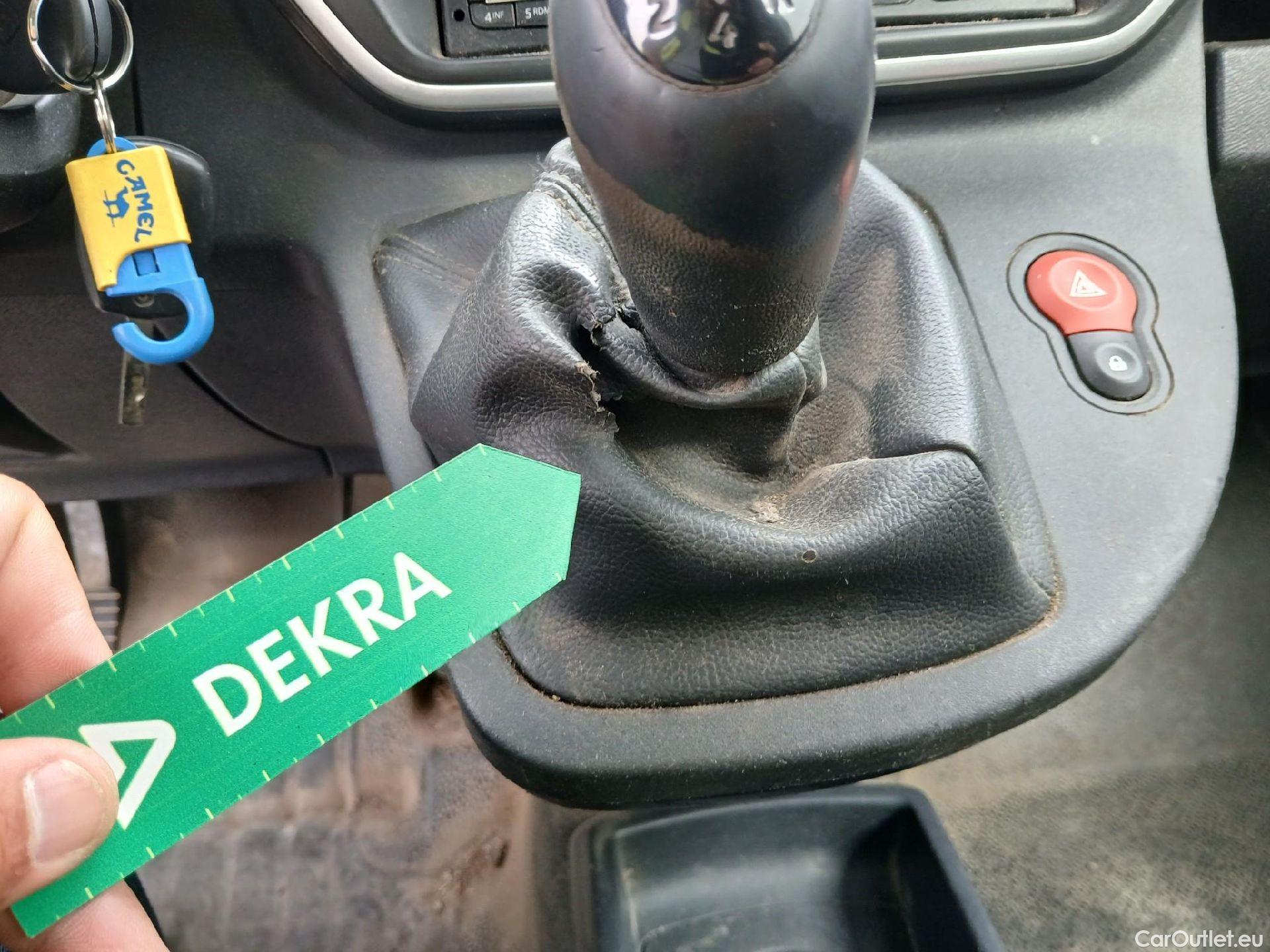  Renault  Kangoo RENAULT  FURGÓN VU 3p 2G furgón deriv Profesional 2014 dCi 75 Gen5 #5