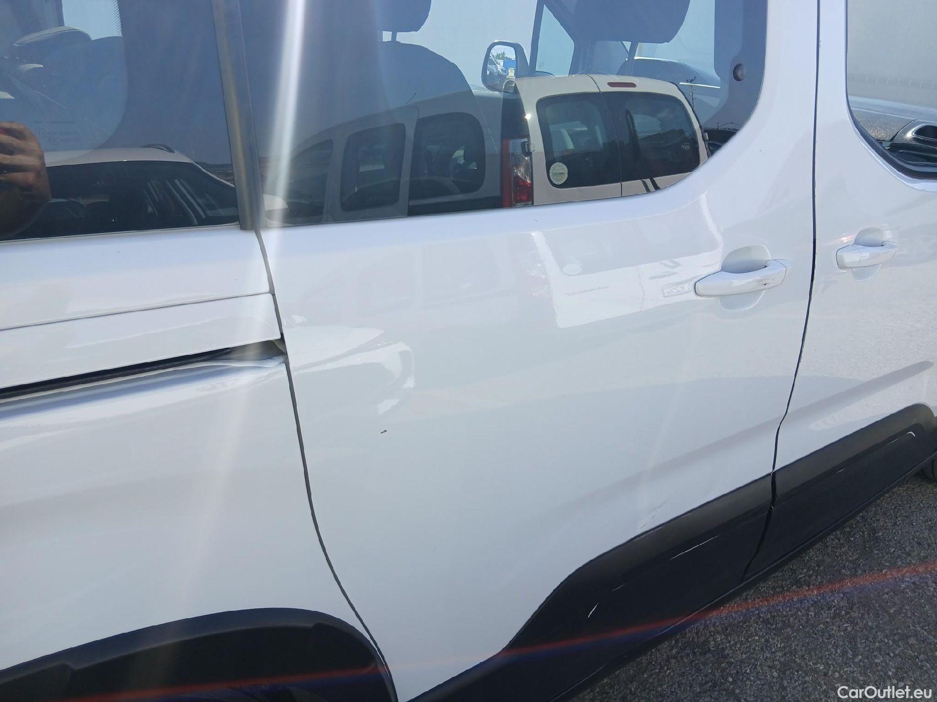  Peugeot  RIFTER PEUGEOT  / 2018 / 4P / combi Active Standard BlueHDi 73kW (IND) #27