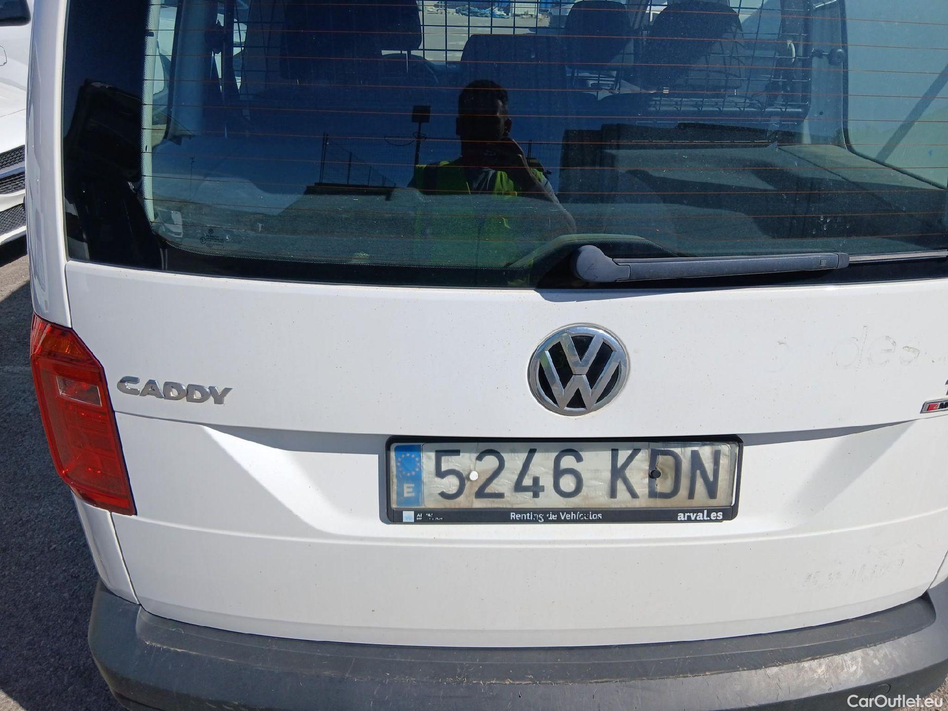  Volkswagen  Caddy VOLKSWAGEN  4p 4G monovolumen compacto Kombi 2.0 TDI SCR 4MOTION BMT 122CV #26
