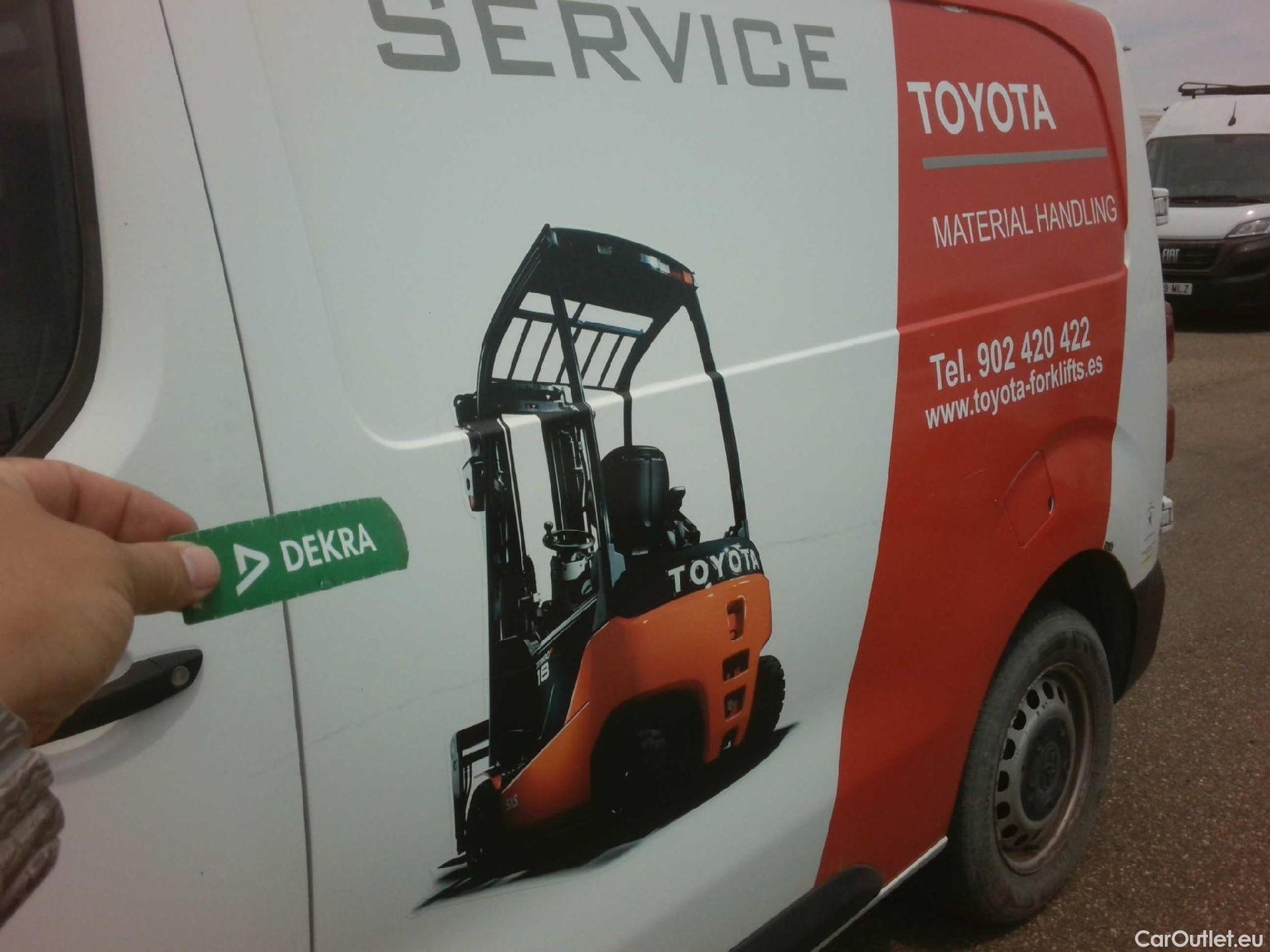  Toyota  Proace TOYOTA  FU. MEDIO (L1) 2.0D 120 CV COMFORT CARGA + #11