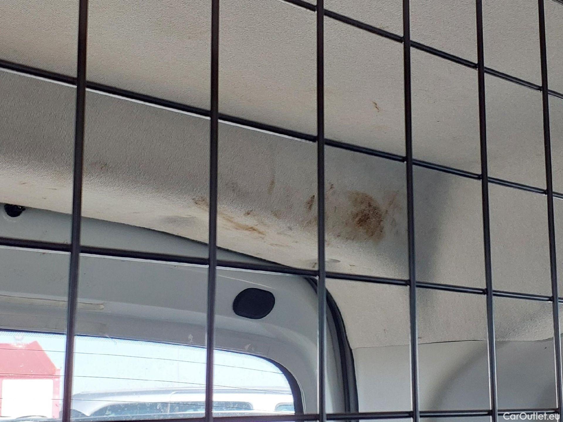  Citroen  Berlingo CITROEN  / 2018 / 5P / monovolumen compacto Talla M BlueHDi 100 S&S FEEL #2
