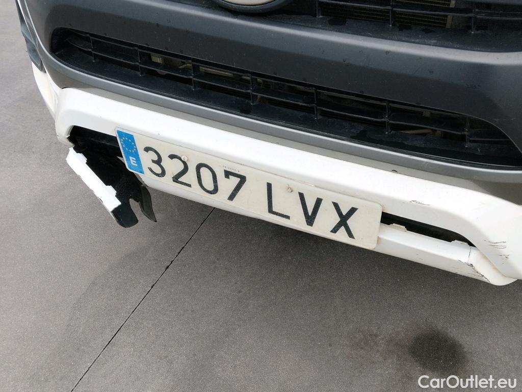  Toyota  Hilux TOYOTA  / 2020 / 4P / pickup 2.4 D-4D Cabina Doble GX #56