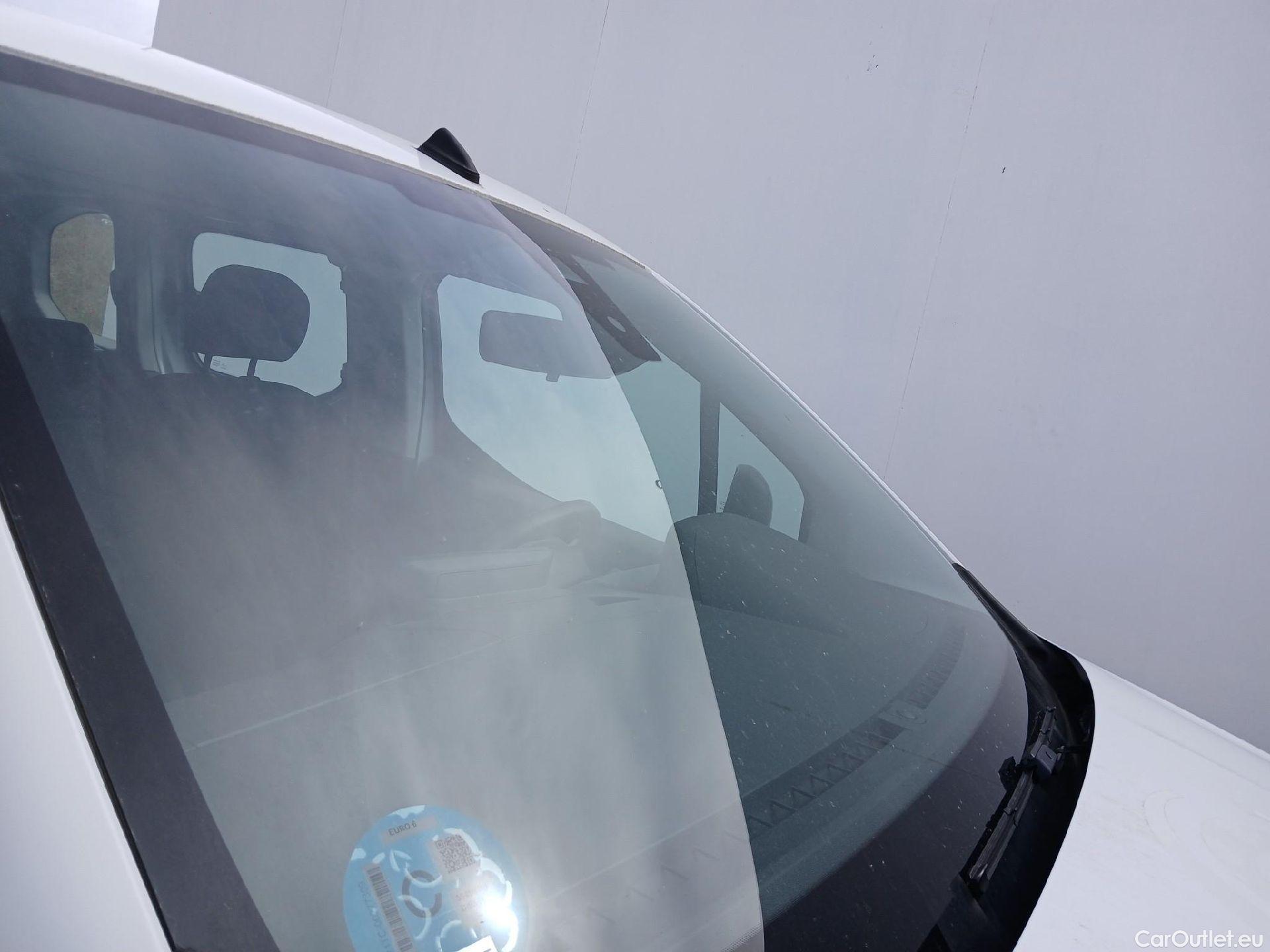  Peugeot  RIFTER PEUGEOT  / 2018 / 4P / monovolumen compacto Active Standard BlueHDi 73kW #5
