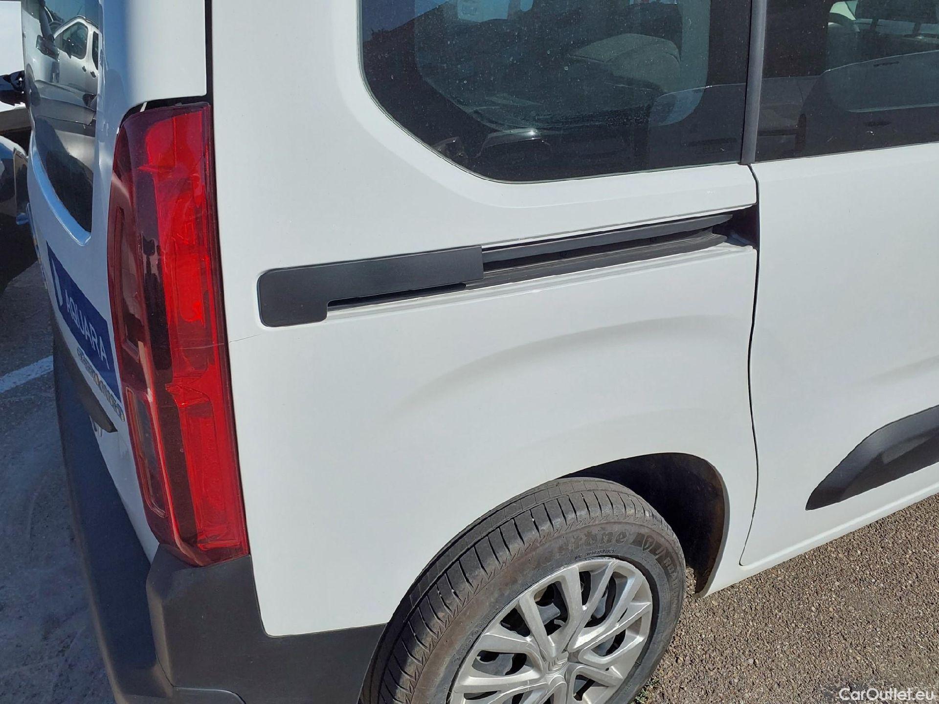  Citroen  Berlingo CITROEN  / 4P / Talla M BlueHDi 100 CV LIVE PACK #18
