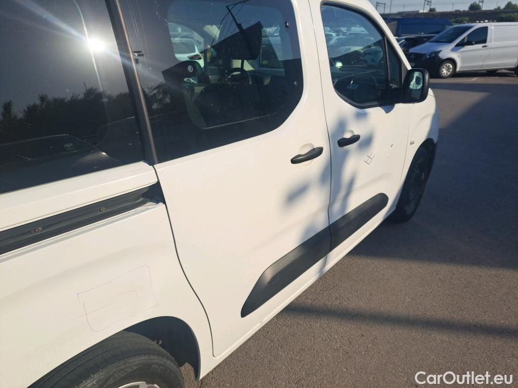  Toyota  Proace TOYOTA  City / 2020 / 4P / combi 1.5D 75kW (100CV) GX L1 (CX) #30