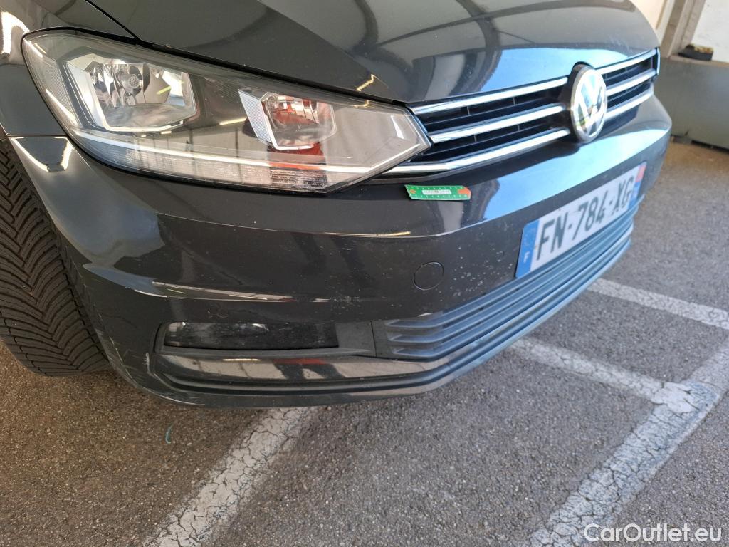  Volkswagen  Touran VOLKSWAGEN  / 2015 / 5P / monospace 2.0 TDI 150 Lounge Business 7 pl #56