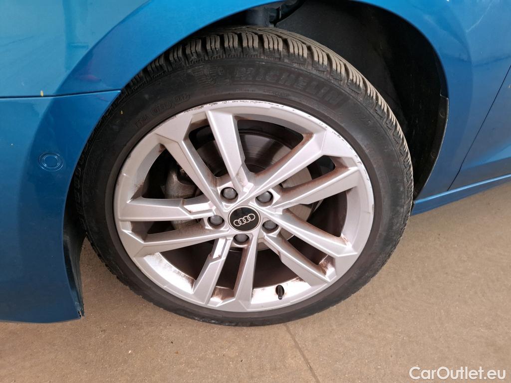  Audi  A3  Berline 35 TDI Business Line 2.0 TDI 150CV BVA7 E6d #1
