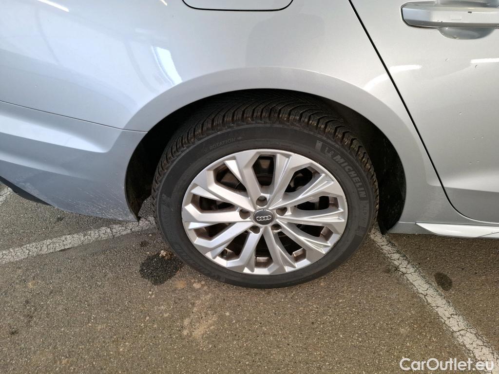  Audi  A4 AUDI  Avant / 2019 / 5P / Break 35 TDI 163 S tronic Business line #79