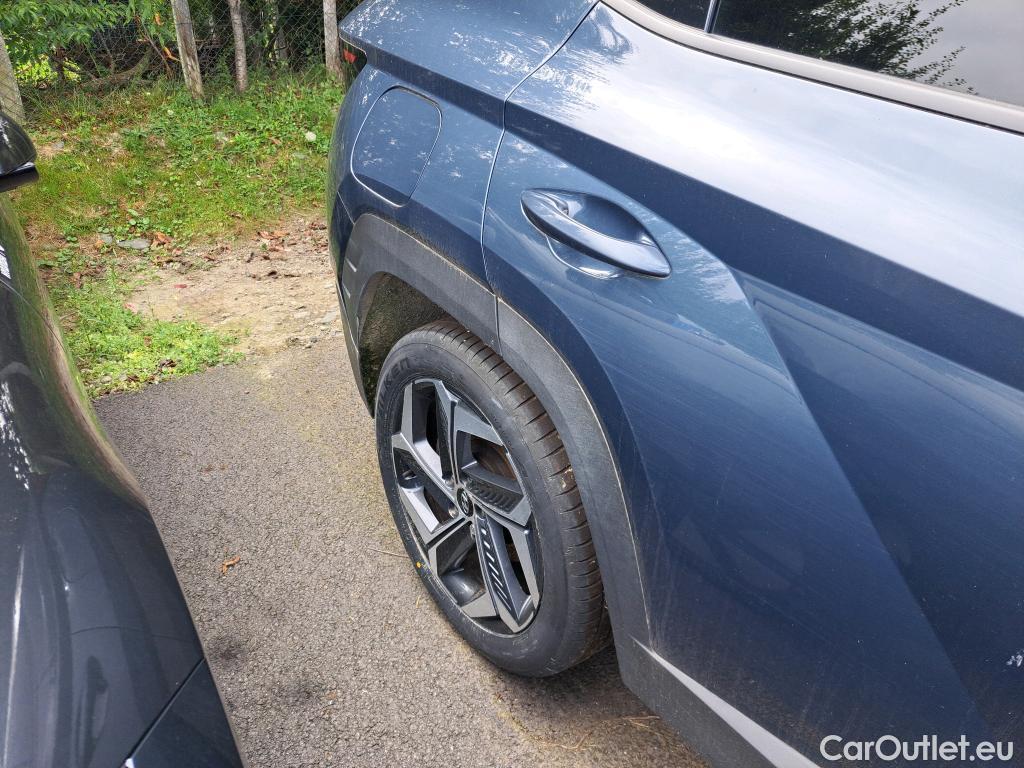  Land Rover  Discovery HYUNDAI Tucson / 2020 / 5P / SUV 1.6 PHEV 265 HTRAC EXECUTIVE 4WD AUTO #16